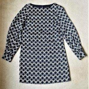 BR navy white geometric print shift dress